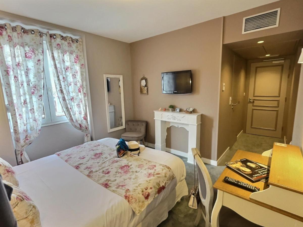 Logis Hotel Du Cygne Брасьо Екстериор снимка